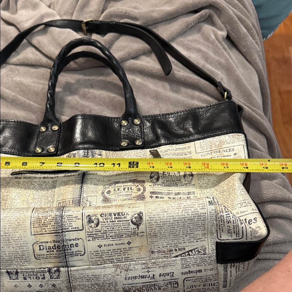 Patricia Nash Black and Cream Newspaper Print Bag - Picture 5 of 8